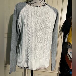 Skyr Athletic Sweater Sweatshirt